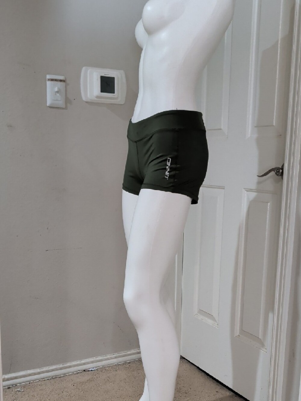 Onnit Gym Women’s Olive Green Stretch Active Shorts XS